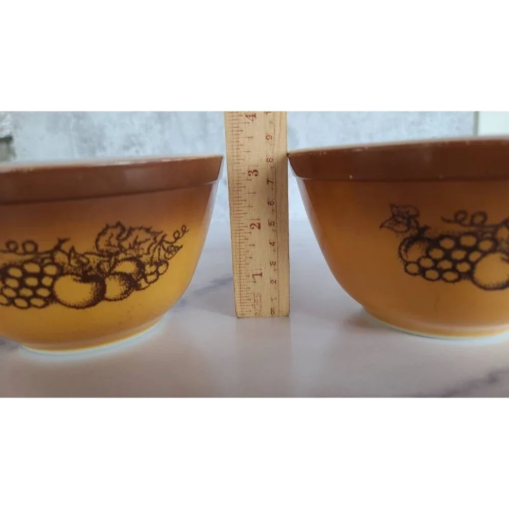 Pyrex Fruit Themed Mixing Bowls, Set of 2 - Picture 7 of 10